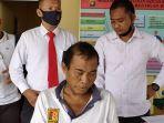 syafei-kakek-yang-perkosa-cucunya-selama-4-tahun-saat-digelandang-ke-mapolres-ogan-ilir.jpg