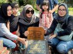 syahnaz-amy-qanita-makam-ibunda-jeje-govinda.jpg