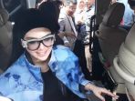 syahrini-first-travel2_20180402_115656.jpg