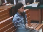syahrini-jadi-saksi-sidang-first-travel_20180402_121941.jpg