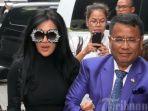syahrini-saat-masih-akrab-dengan-hotman-paris.jpg