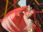 syahrini-tampil-di-infotainment-awards-2015_20150201_052348.jpg