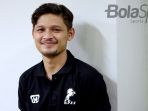 syamsir-alam-mantan-gelandang-timnas-indonesia_20180213_111217.jpg