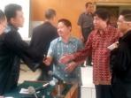 syamsudin-fei-dan-faisyar-sidang-putusan_2_20151116_113145.jpg