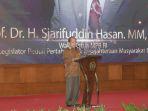 Dinilai Peduli dengan Kesejahteraan Desa, Syarief Hasan Terima Penghargaan KWP Awards 2023