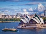 sydney-opera-house-satu-landmark-terkenal-di-dunia-yang-selalu-dipadati-turis_20180822_165024.jpg
