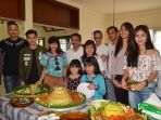 syukuran-garap-film-horor-judulnya-arumi_20161213_180845.jpg
