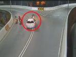 tabrak-lari-di-flyover-manahan-solo-1172019.jpg