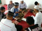 tahanan-polres-meranti-masuk-islam_20170531_151428.jpg