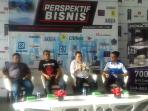 talk-show-media-conventional-vs-media-online_20160805_143830.jpg