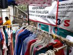 taman-tegallega-ditutup-saat-ppkm-pkl-tetap-berjualan_20210124_205628.jpg
