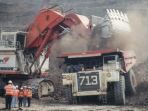 tambang-batubara-pt-kaltim-prima-coal-kpc-di-kalimantan_20170517_203409.jpg