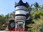 tampak-depan-bangunan-mirip-kamera-camera-house-magelang-sabtu-1372019.jpg