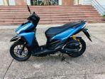 tampang-tampilan-luar-kalem-tapi-mesin-panel-keren-modifikasi-motor-honda-vario.jpg