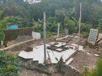 tanah-ambles-di-majalengka-15-rumah-terancam-rusak-jika-curah-hujan-terjadi-sangat-tinggi.jpg