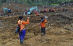 tanah-longsor-di-banjarnegara_20141216_121821.jpg