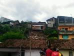 tanah-longsor_20160408_220039.jpg