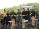 tanam-2000-bibit-bakau.jpg