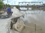 tanggul-sungai-singkil-ambruk_20170528_091949.jpg