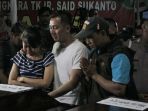 tangis-keluarga-pecah-saat-pihak-lion-group_20181108_075230.jpg
