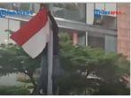 tangkapan-layar-video-detik-detik-siswa-sma-kibarkan-bendera-merah-putih-732.jpg