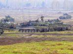 tank-leopard-2-buatan-jerman-dalam-medan-pertempuran.jpg