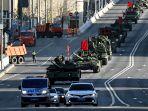 tank-t-90m-rusia-dalam-latihan-parade-militer-4-mei-2022.jpg
