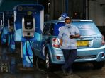 target-penambahan-mobil-listrik-blue-bird_20220713_195320.jpg