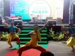 tari-asmaradhana-di-reuni-akbar-fakultas-pertanian-uns_20160919_135136.jpg
