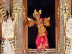 tari-pendet-bali.jpg
