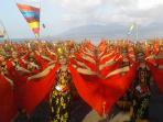 tarian-gandrung-sewu-banyuwangi_20160918_074322.jpg<pf>tarian-gandrung-sewu-banyuwangi_20160918_074502.jpg<pf>tarian-gandrung-sewu-banyuwangi_20160918_074458.jpg<pf>tarian-gandrung-sewu-banyuwangi_20160918_074527.jpg