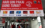 tarif-bus-transjakarta-rp-10_20141110_202252.jpg
