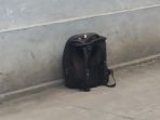 tas-yang-dicurigai-berisi-bahan-peledak-ternyata-hanya-berisi-dokumen_20170119_202631.jpg