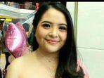 tasya-nyanyi.jpg