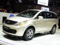 tata-aria-vs-kijang.jpg