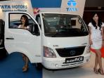 tata-motor-pameran_20150408_195611.jpg