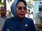 tatong-ingin-sepesawat-bersama-jokowi_20161018_154424.jpg