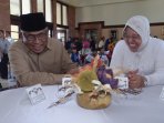 taufiequrachman-ruki-bermain-semai-bersama-siswa-tk_20150710_160845.jpg