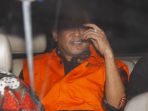 taufiqurrahman-ditahan-kpk_20171026_235136.jpg