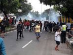 Tawuran Warga Terjadi di Manggarai Jaksel, Dua Kelompok Bawa Senjata Tajam Hingga Saling Lempar Batu