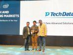 tech-data-dianugerahi-marketing-pro-distributor-of-the-year-2018.jpg
