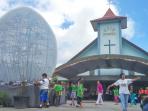 telur-paskah-dari-gelas-air-mineral_20160327_093453.jpg
