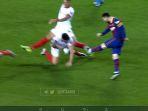 tendangan-megabintang-barcelona-lionel-messi-diblok.jpg