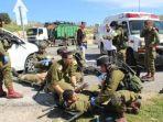 tentara-israel-ambruk-dan-tengah-mendapat-perawatan-medis.jpg