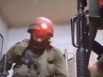 tentara-israel-hajar-tiktoker-palestina.jpg