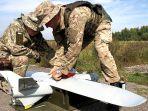 tentara-ukraina-bersiap-mengoperasikan-sebuah-drone-tempur.jpg