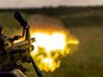 tentara-ukraina-menembaki-drone-rusia.jpg