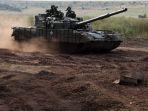 tentara-ukraina-sedang-latihan-militer-untuk-melawan-rusia-78y.jpg