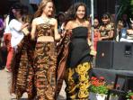 tenun-ntt-belgia_20150904_183317.jpg