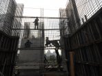 tepuruk-nilai-mata-uang-investor-tetap-membangun-apartemen_20150901_141448.jpg